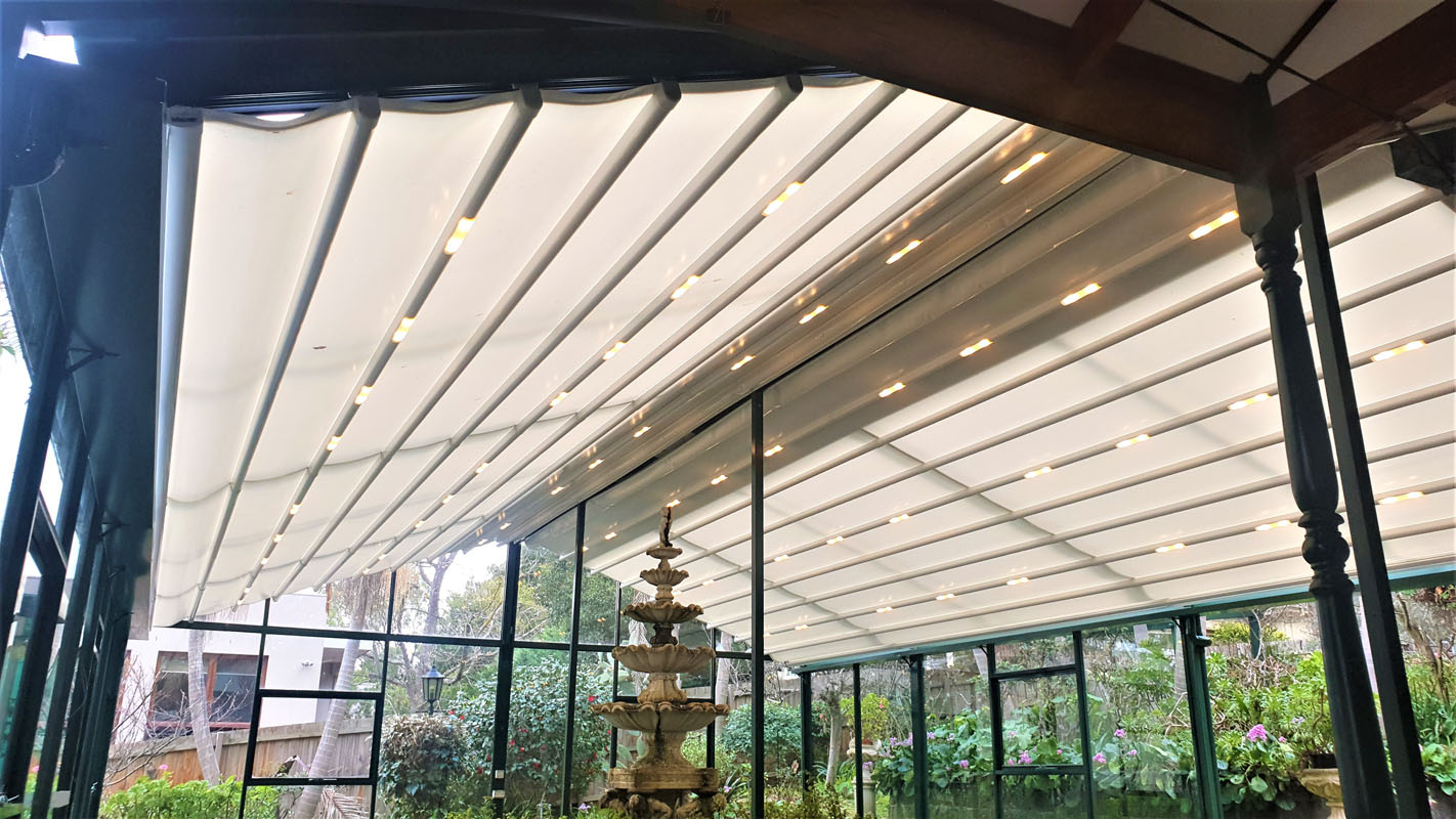 Retractable Roof Greenhouse